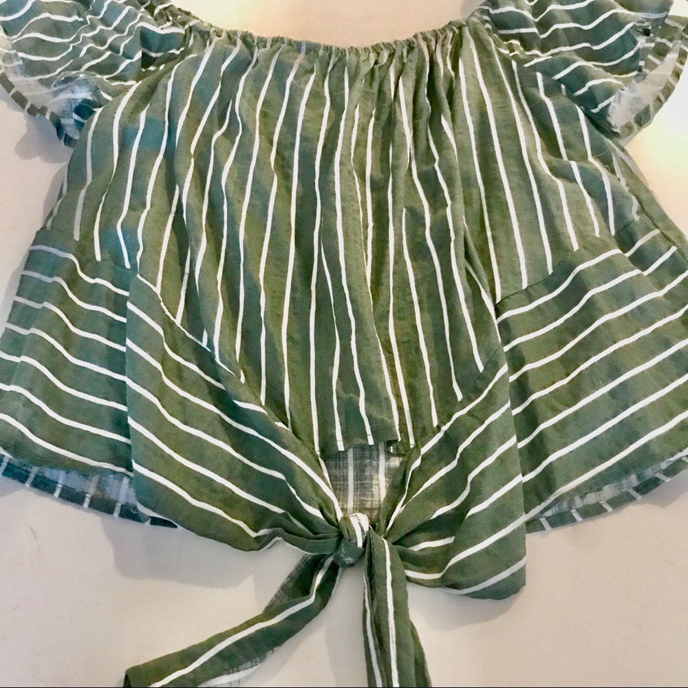 Women’s Off the Shoulder Front Tie Striped Blouse